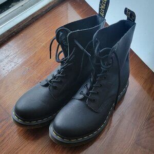 Brand New Dr. Martens Pascal Women's Size 8